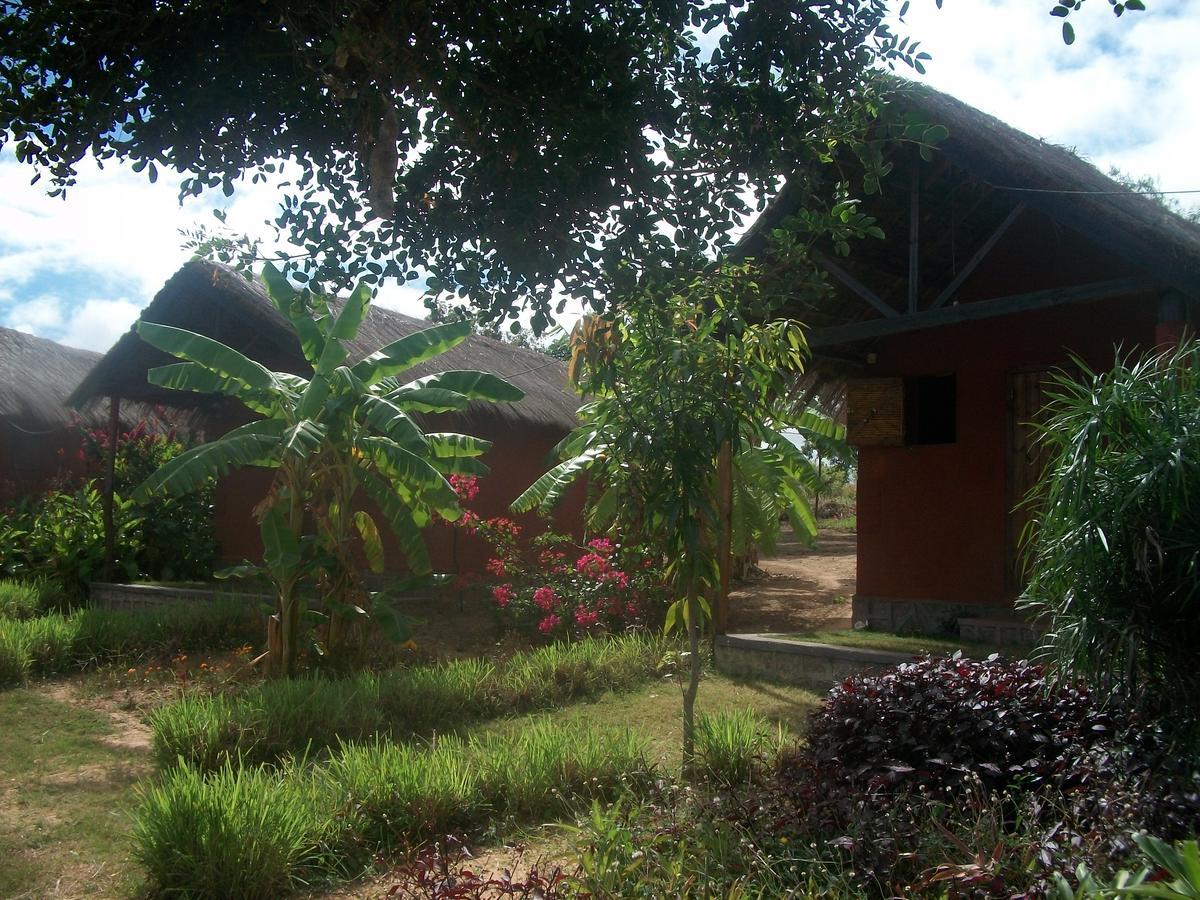 Itc Lodge Ranohira Extérieur photo